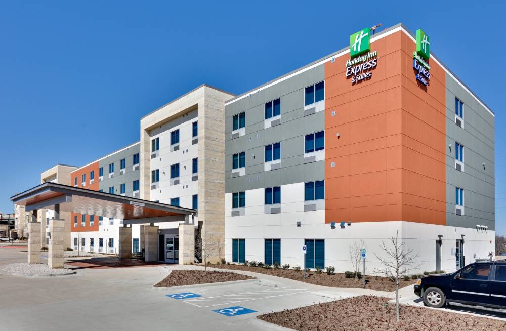 Holiday Inn Exp Stes Plano East 7