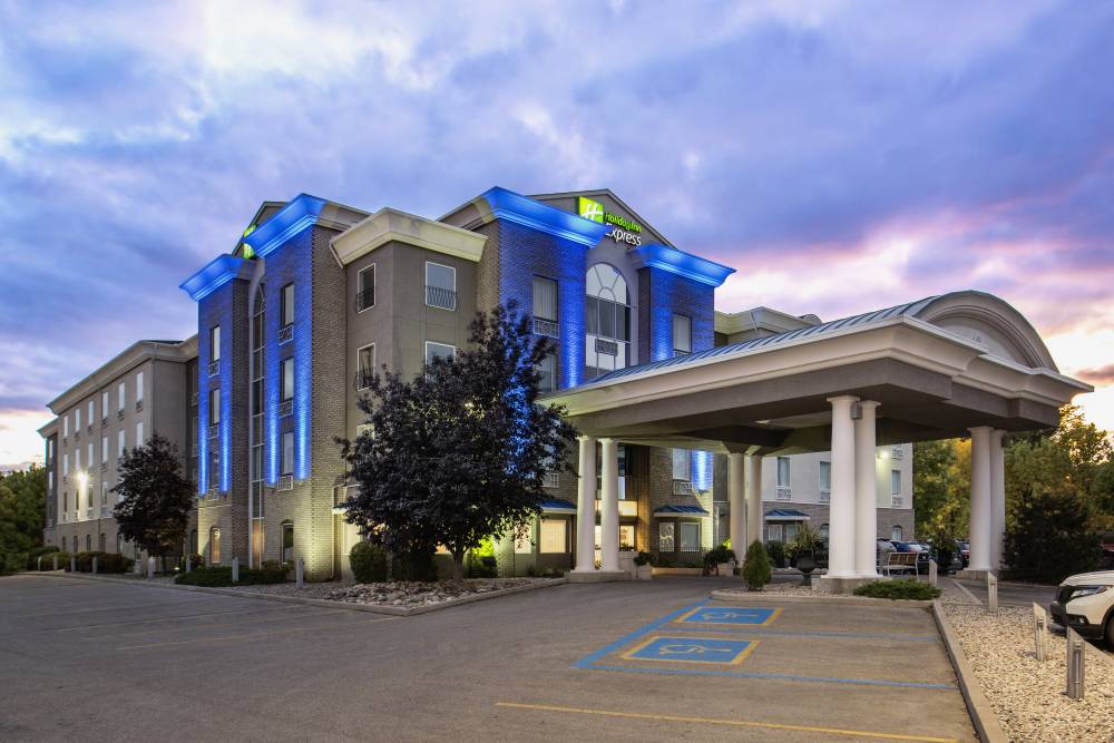 Holiday Inn Exp Stes Saskatoon Ctr 8