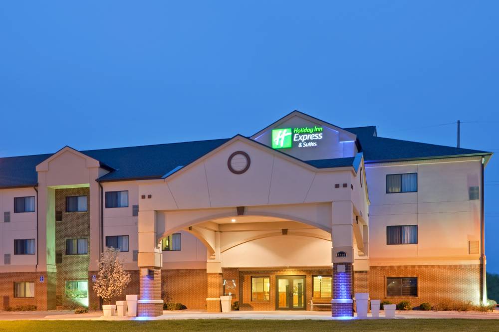 Holiday Inn Exp Stes South 3