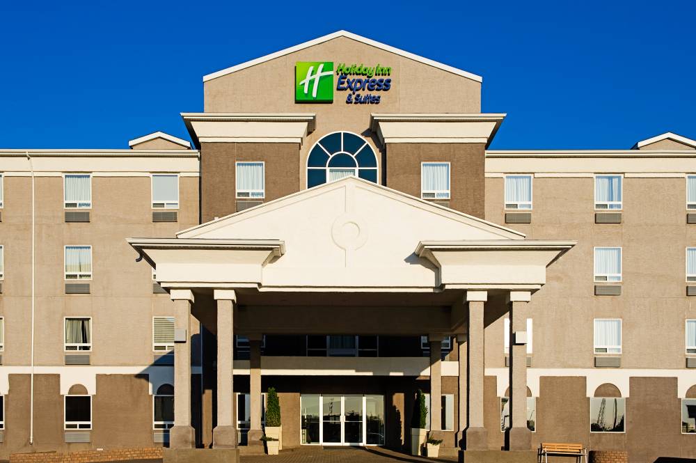 Holiday Inn Exp Stes South 4