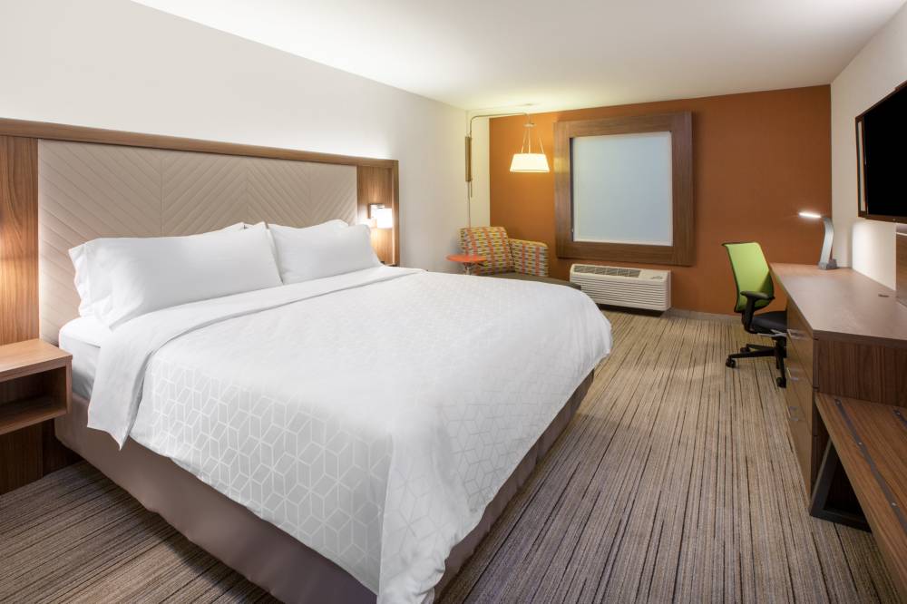 Holiday Inn Exp Stes South I-25 8