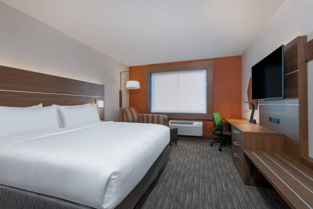 Holiday Inn Exp Stes South I-25 9