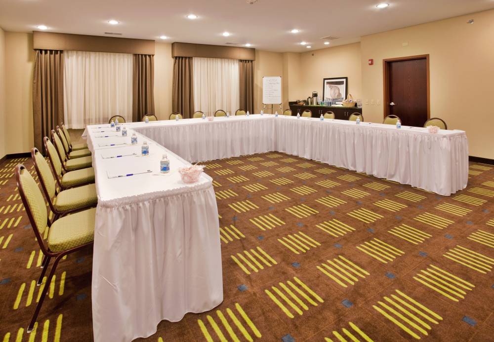 Holiday Inn Exp Stes St Charle 6