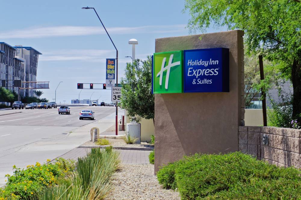Holiday Inn Exp Stes Tempe By Ihg 4