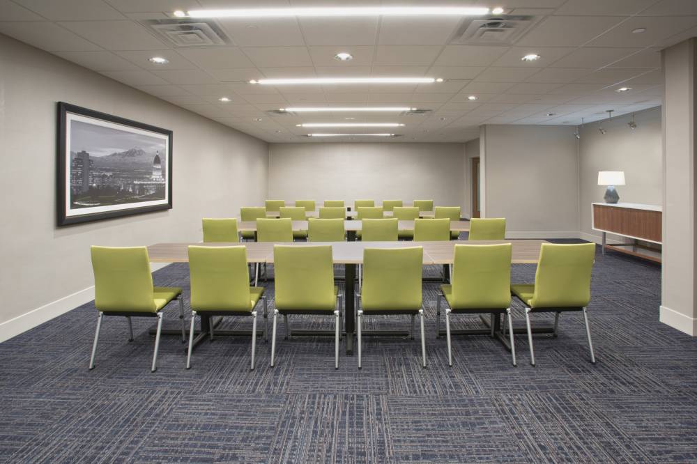 Holiday Inn Exp Stes Tonawanda 6