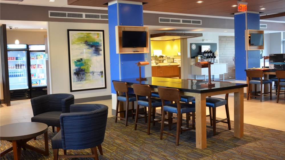 Holiday Inn Exp Stes W I295 And I10 4