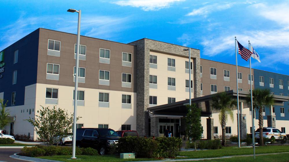 Holiday Inn Exp Stes W I295 And I10 6