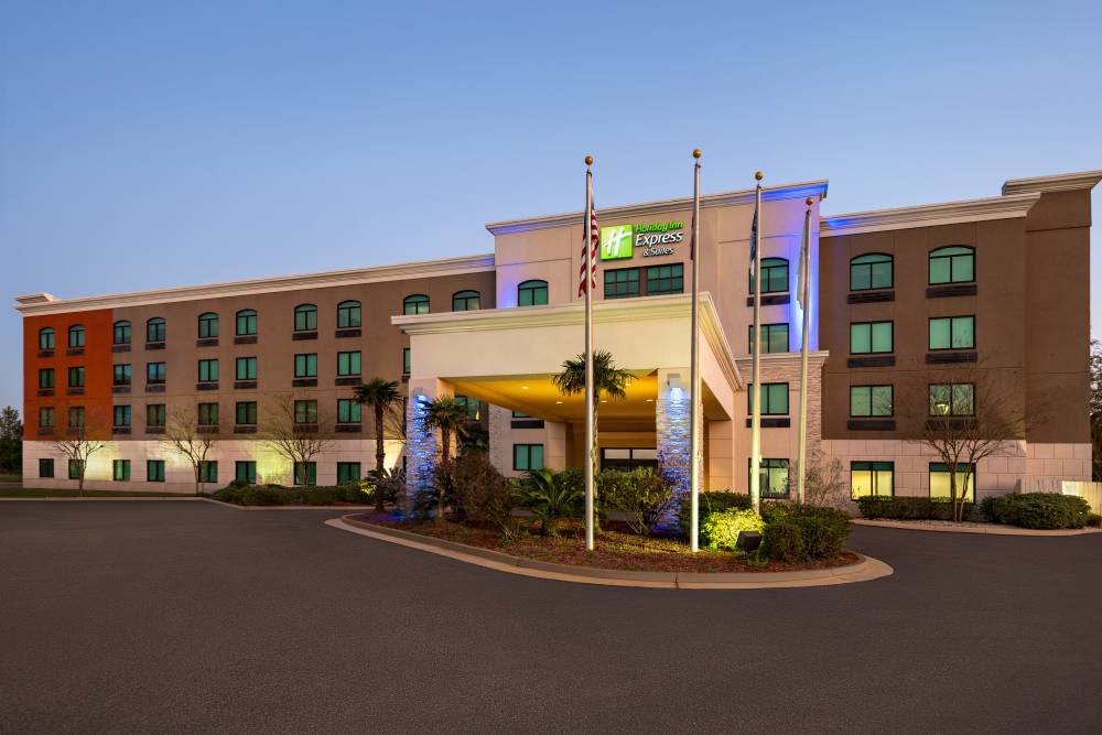 Holiday Inn Exp Stes West I-10 9