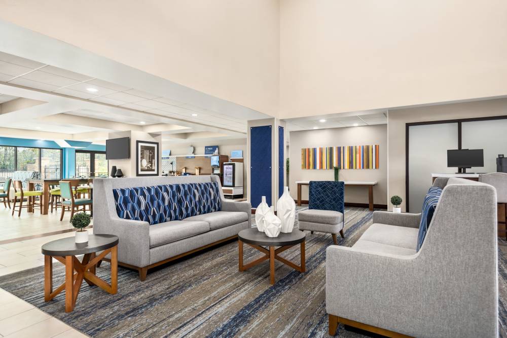 Holiday Inn Exp Stes West I-10 10