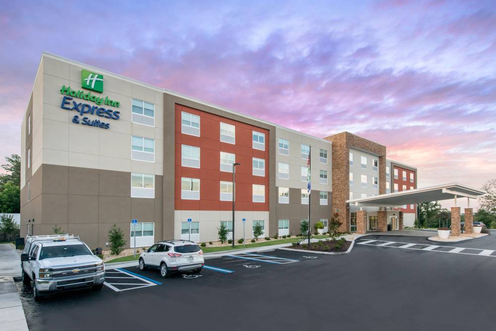 Holiday Inn Exp Stes West Melbourne 7