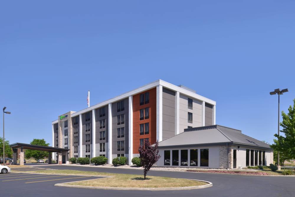 Holiday Inn Exp University Area 6