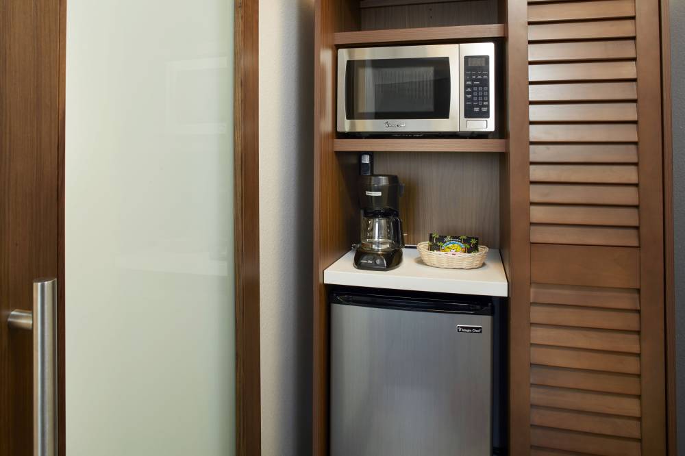 Holiday Inn Exp Waikiki 6