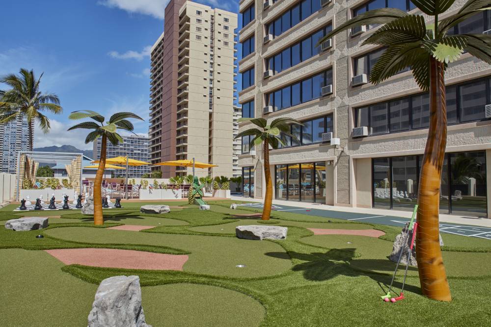 Holiday Inn Exp Waikiki 8