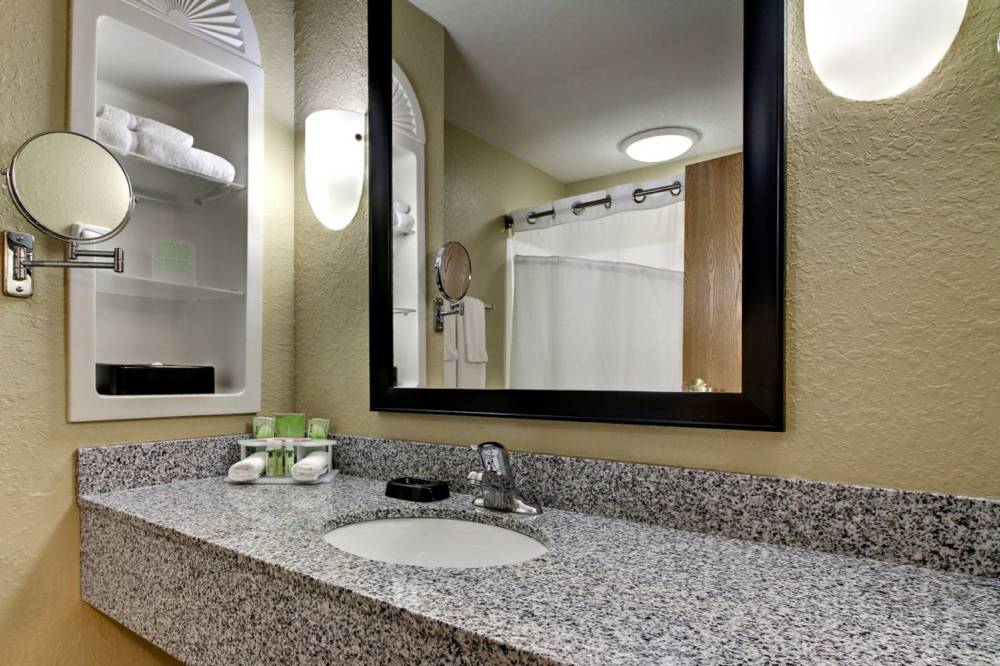 Holiday Inn Express And Suites Jacksonville South -  5