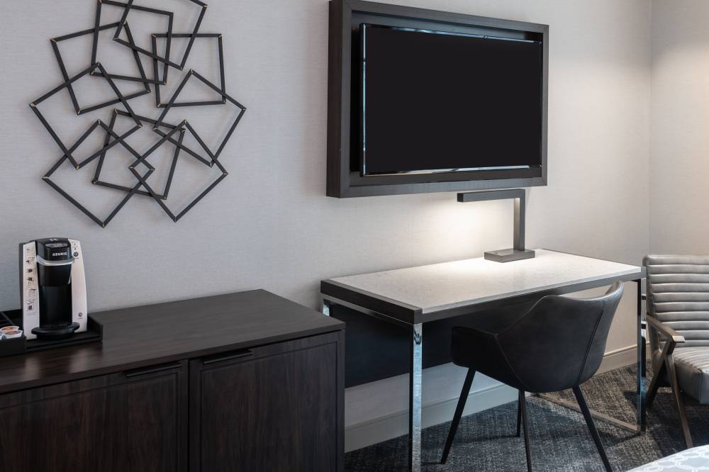 Holiday Inn Express Boston Quincy 6