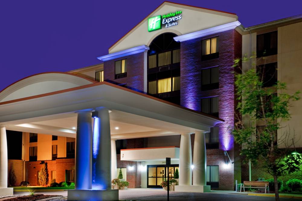 Holiday Inn Express Chesapeake 3