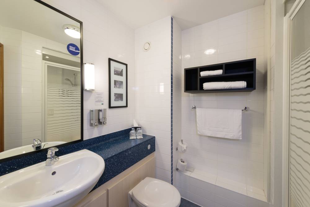 Bathrooms at the Holiday Inn Express Birmingham St