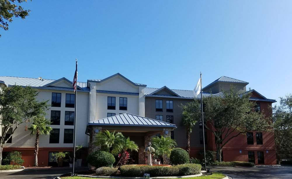 Holiday Inn Express Stes South 2
