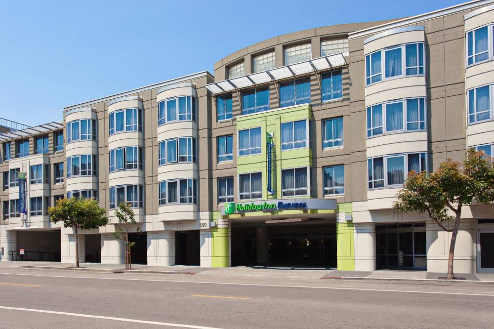 Holiday Inn Express & Suites San Francisco Fisherm 5