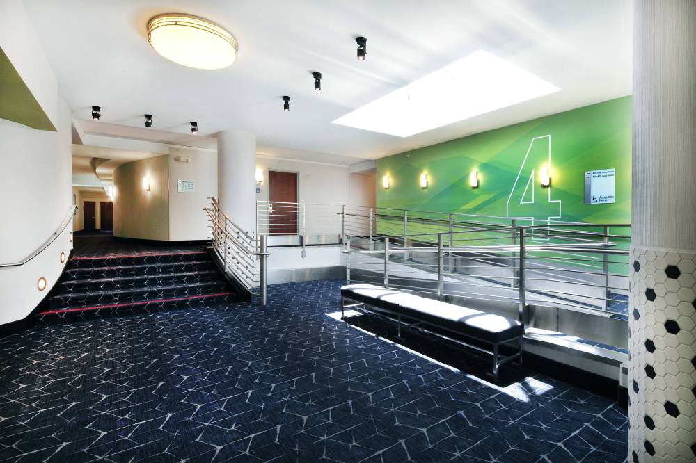 Holiday Inn Express & Suites San Francisco Fisherm 7