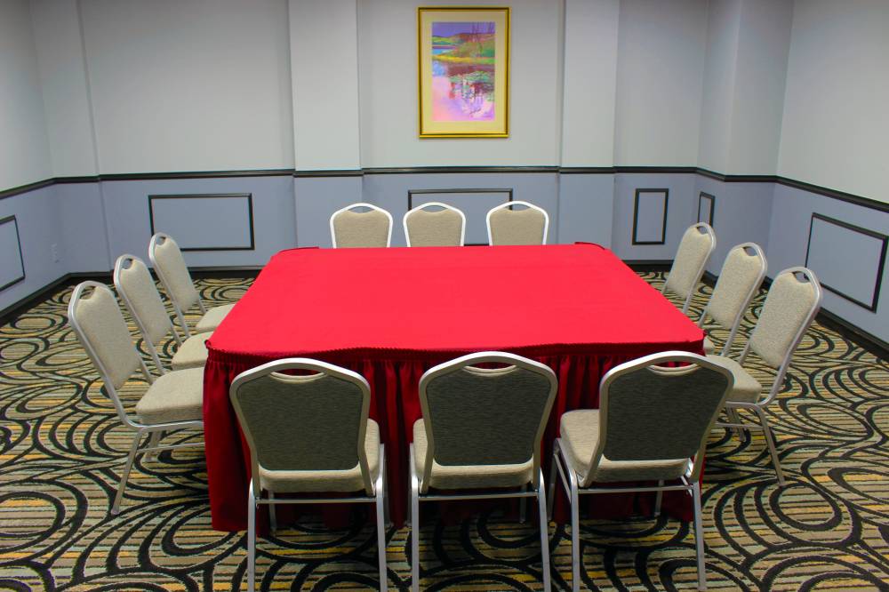 Holiday Inn Express Van Nuys 4