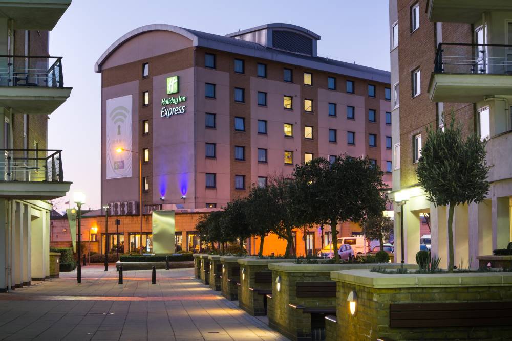 Holiday Inn Express Wandsworth By Ihg 4