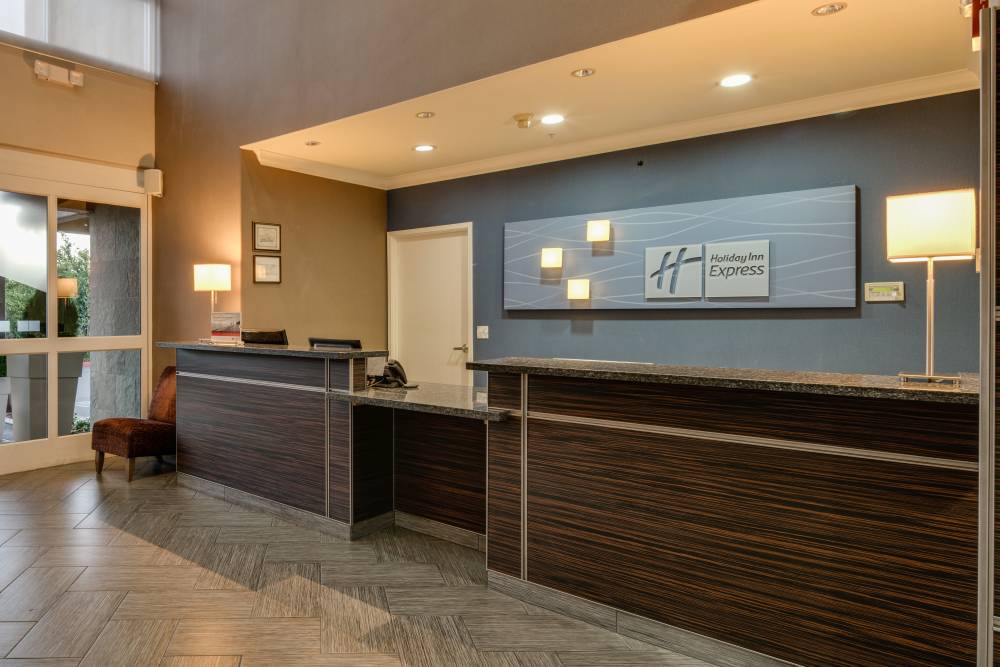 Holiday Inn Expste Santa Clara 5
