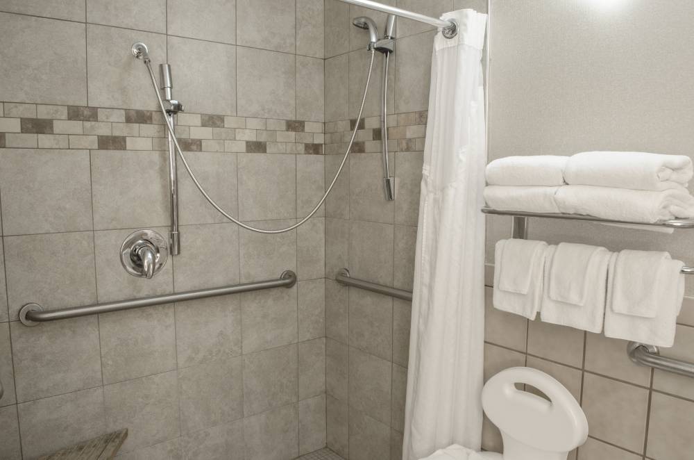 Holiday Inn Fargo 3