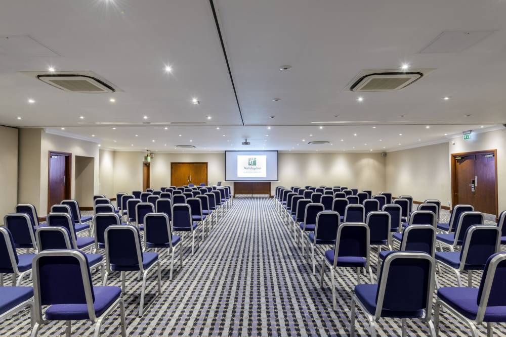 Holiday Inn Glasgow Airport 10