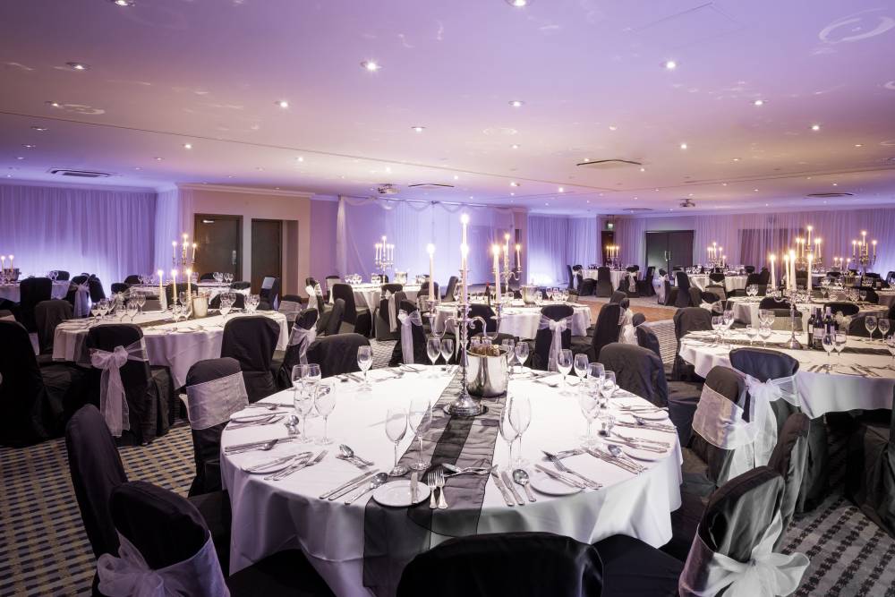 Holiday Inn Glasgow Airport 9