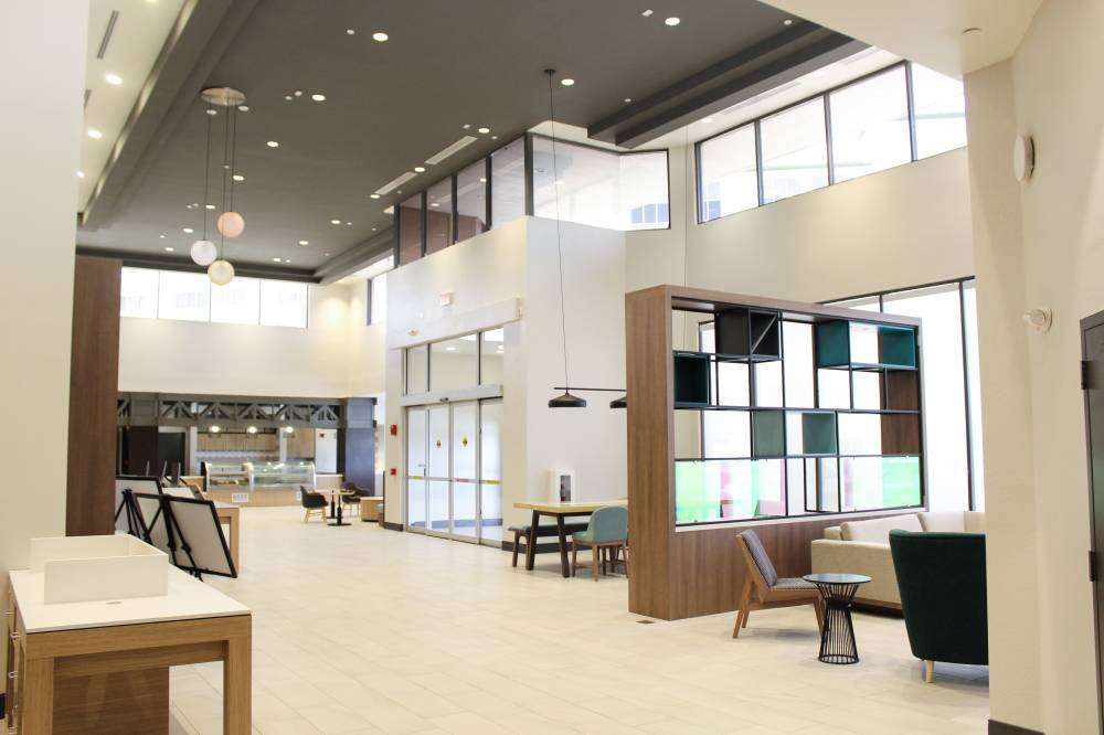 Holiday Inn Intl Dr Conv Ctr By Ihg 8
