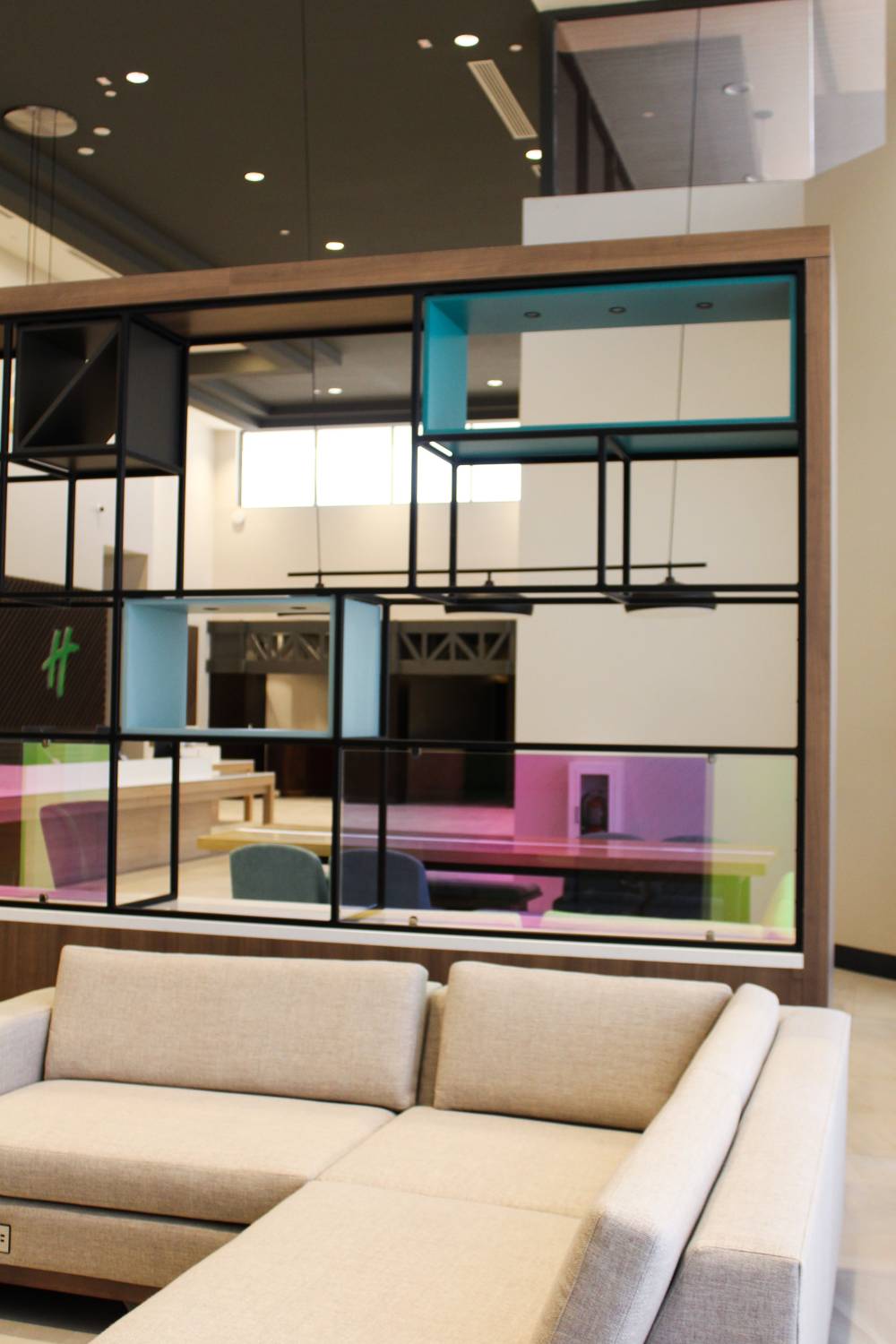 Holiday Inn Intl Dr Conv Ctr By Ihg 4