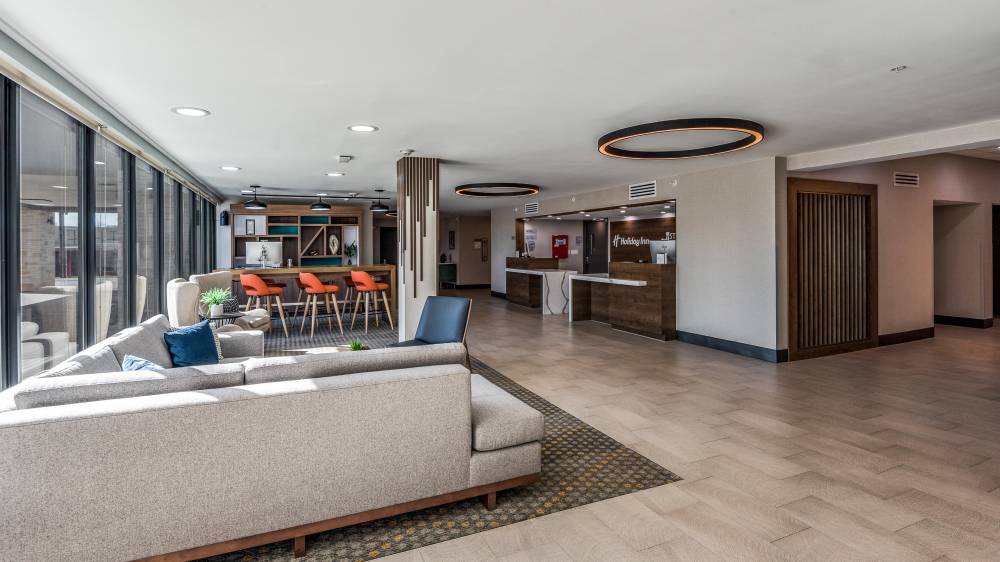 Holiday Inn Market Ctr Love Field By Ihg 10