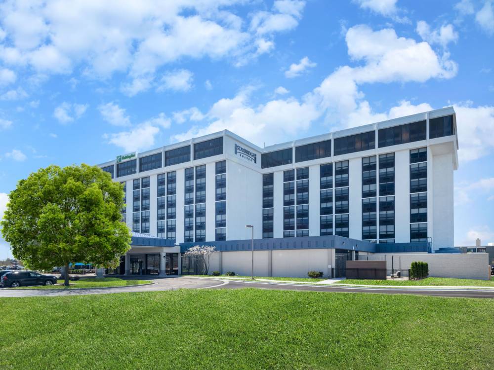 Holiday Inn Ohare Airport By Ihg 4