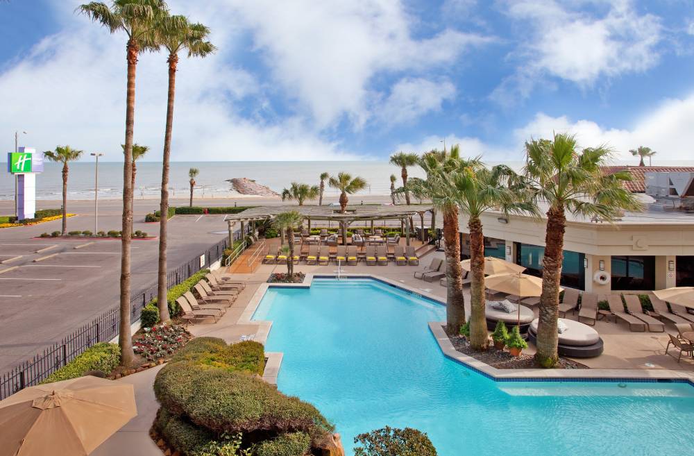 Holiday Inn On The Beach 4