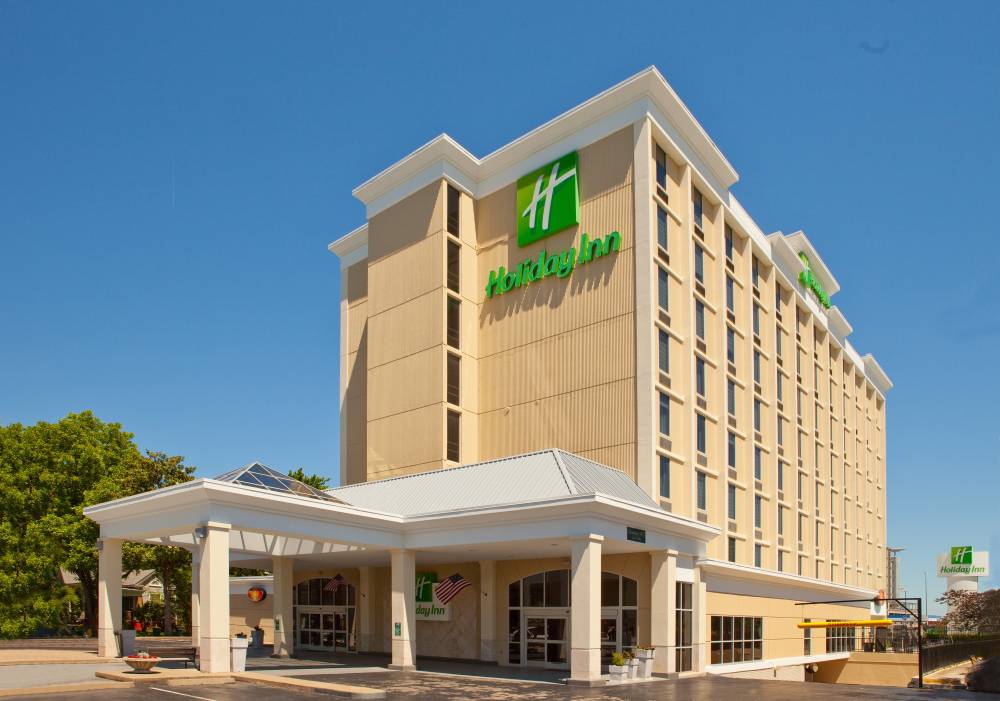 Holiday Inn Pres Conf Ctr 4