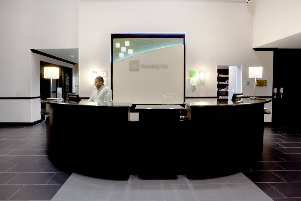 Holiday Inn San Antonio North 6