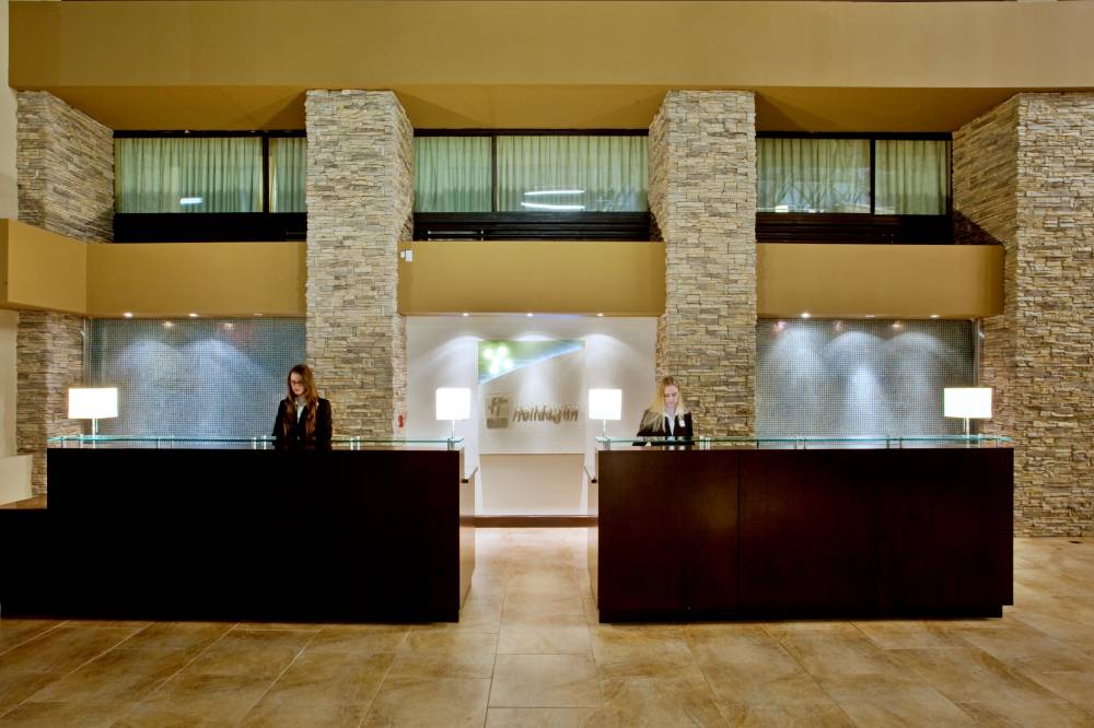 Holiday Inn Va Beach Norfolk 8