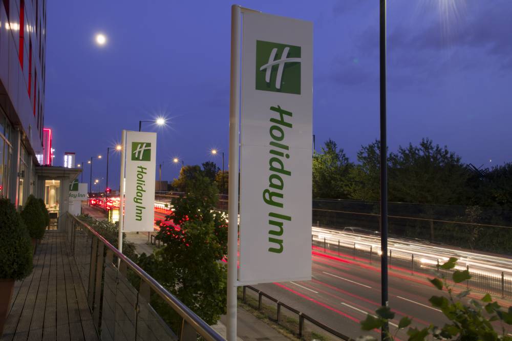 Holiday Inn West By Ihg 6