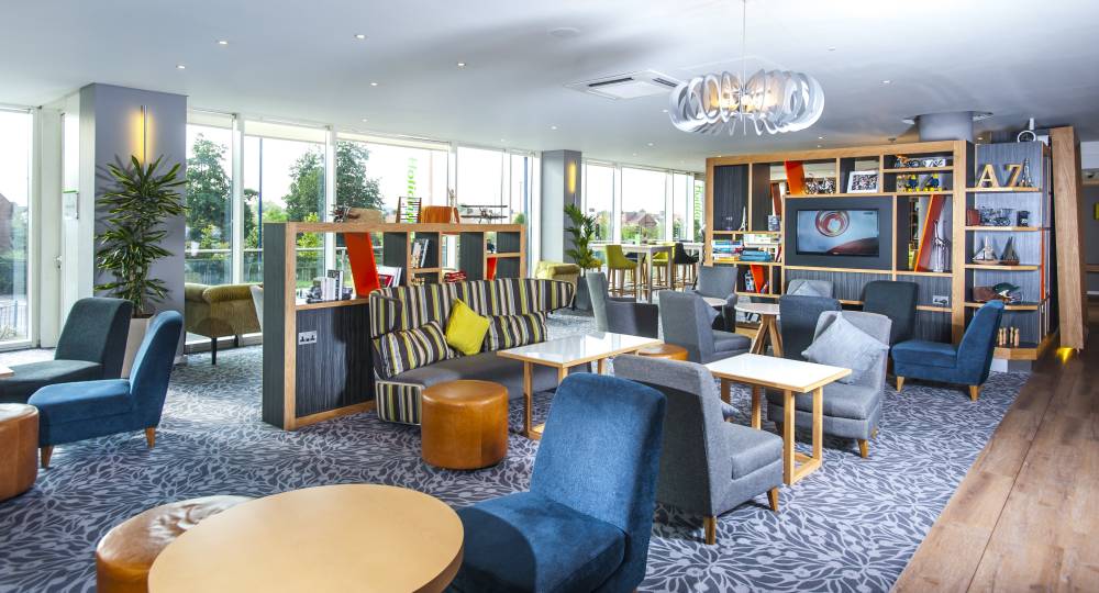 Holiday Inn West By Ihg 5