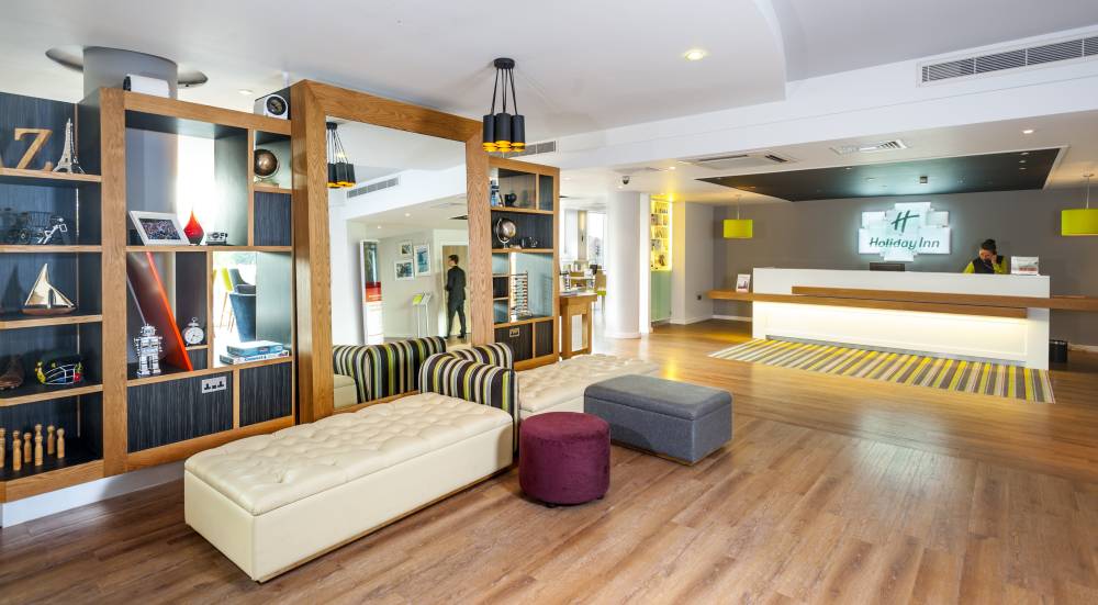 Holiday Inn West By Ihg 7