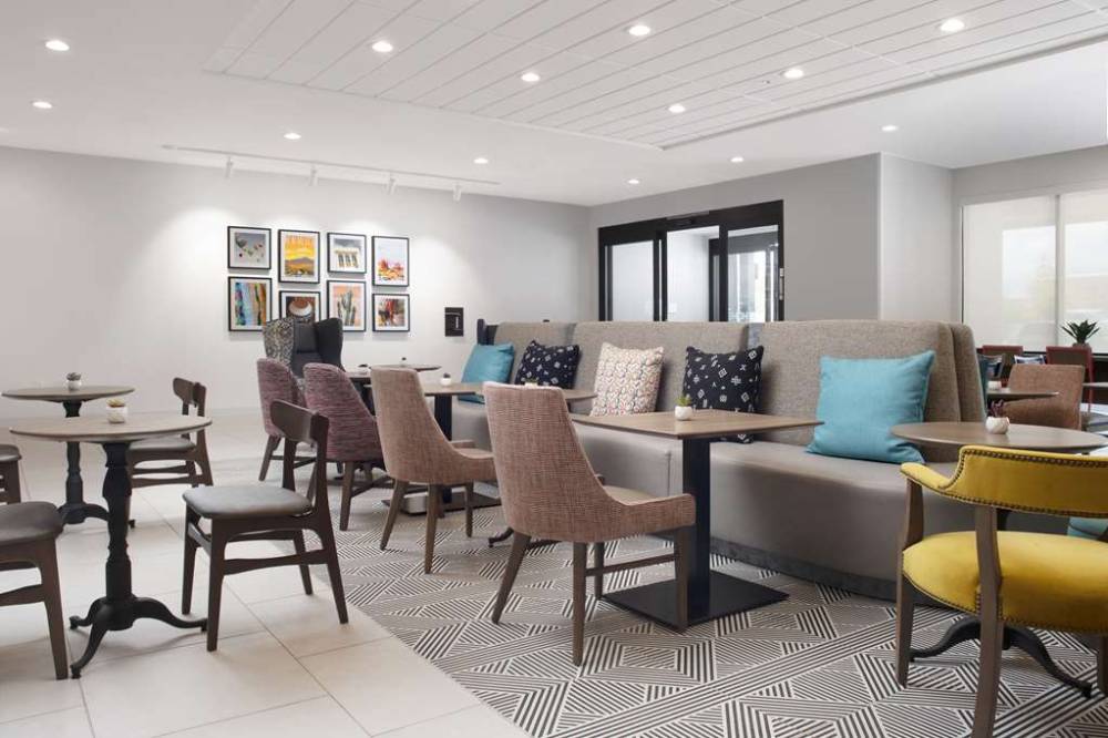 Home2 Suites By Hilton Albuquerque Airport 3