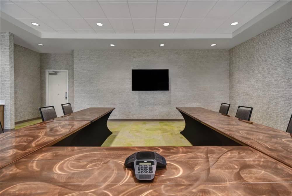 Home2 Suites By Hilton Atlanta Airport North 2