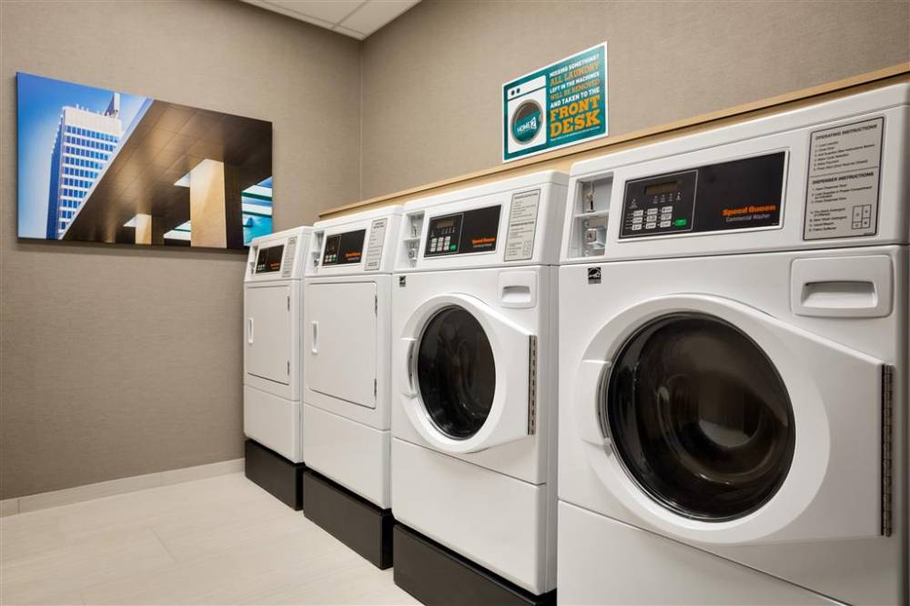 Home2 Suites By Hilton Birmingham Downtown 3