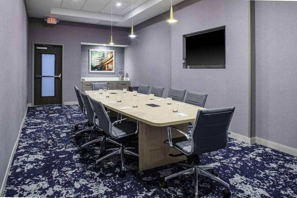 Home2 Suites By Hilton Northville Detroit 2