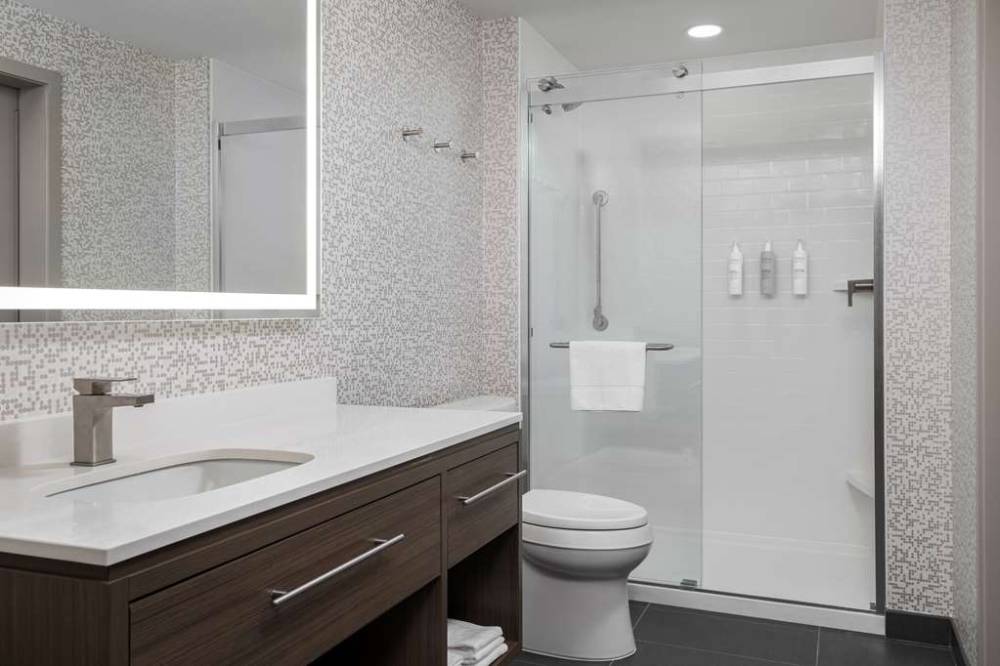 Home2 Suites By Hilton Phoenix Midtown 7