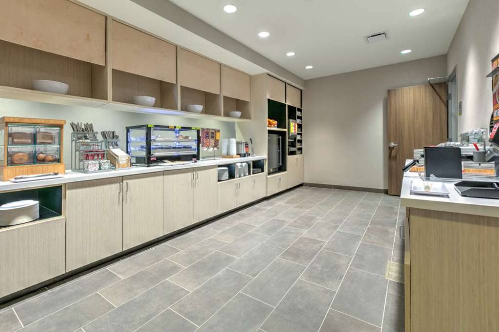 Home2 Suites By Hilton Tulsa Airport 6