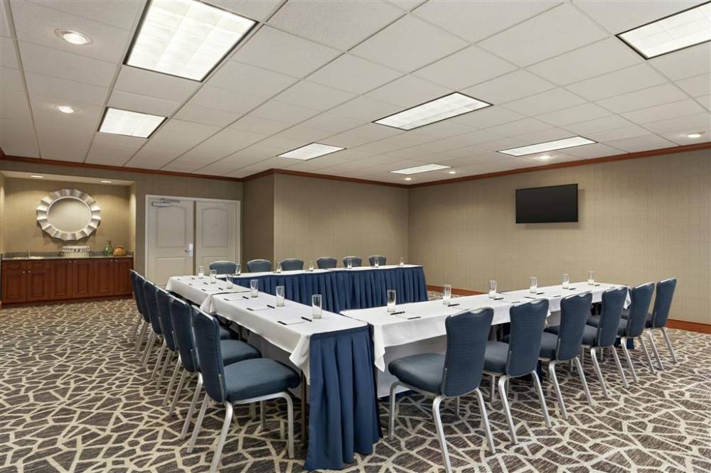 Homewood Suites By Hilton Allentown-bethlehem Airport 2