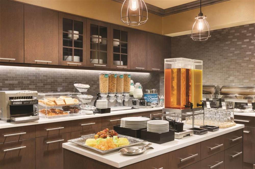 Homewood Suites By Hilton Calgary Downtown 4
