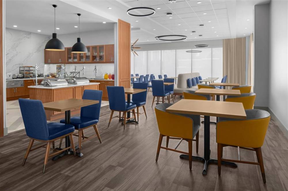 Homewood Suites By Hilton Charlotte Uptown First Ward 8